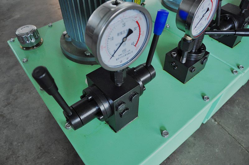 超高壓電動(dòng)泵